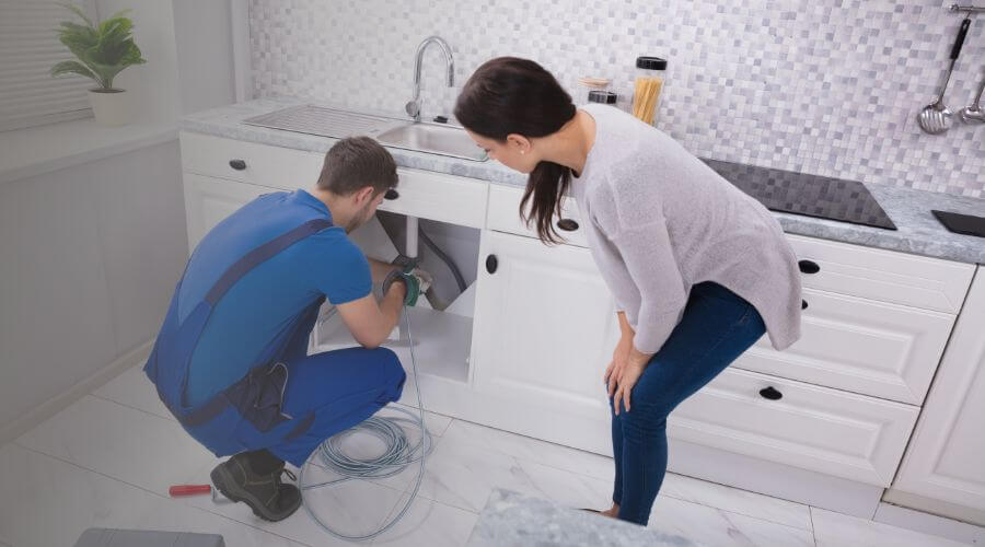 Expert burst pipe repair services in Houghton Lake Heights, MI